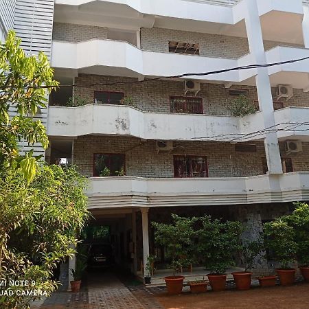 Heaven Gardens Hotel Kochi Luaran gambar