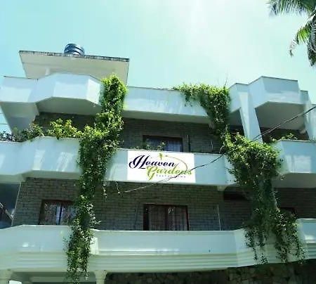 Heaven Gardens Hotel Kochi Luaran gambar